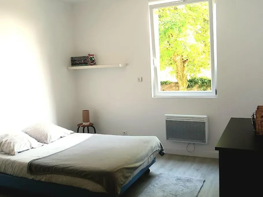 Loft Avec Jardin Au Bord De L'Eau Au Rdc D'Une Ancienne Ecole Plougastel-Daoulas Appartement