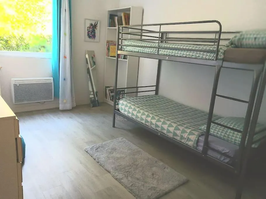 Appartement Loft Avec Jardin Au Bord De L'Eau Au Rdc D'Une Ancienne Ecole Plougastel-Daoulas France